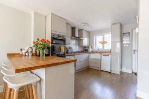fitted Kitchen- click for photo gallery